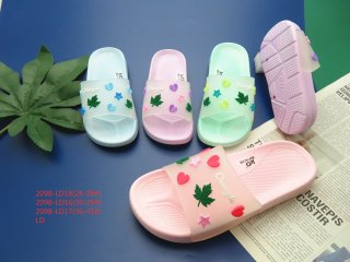 Simple slippers