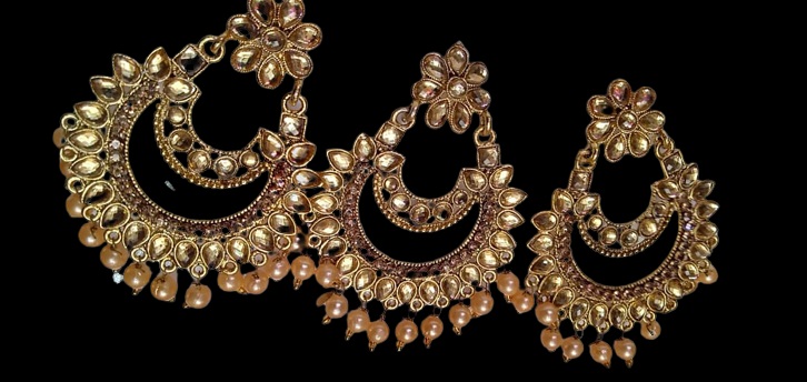 Earring With Maang Tikka