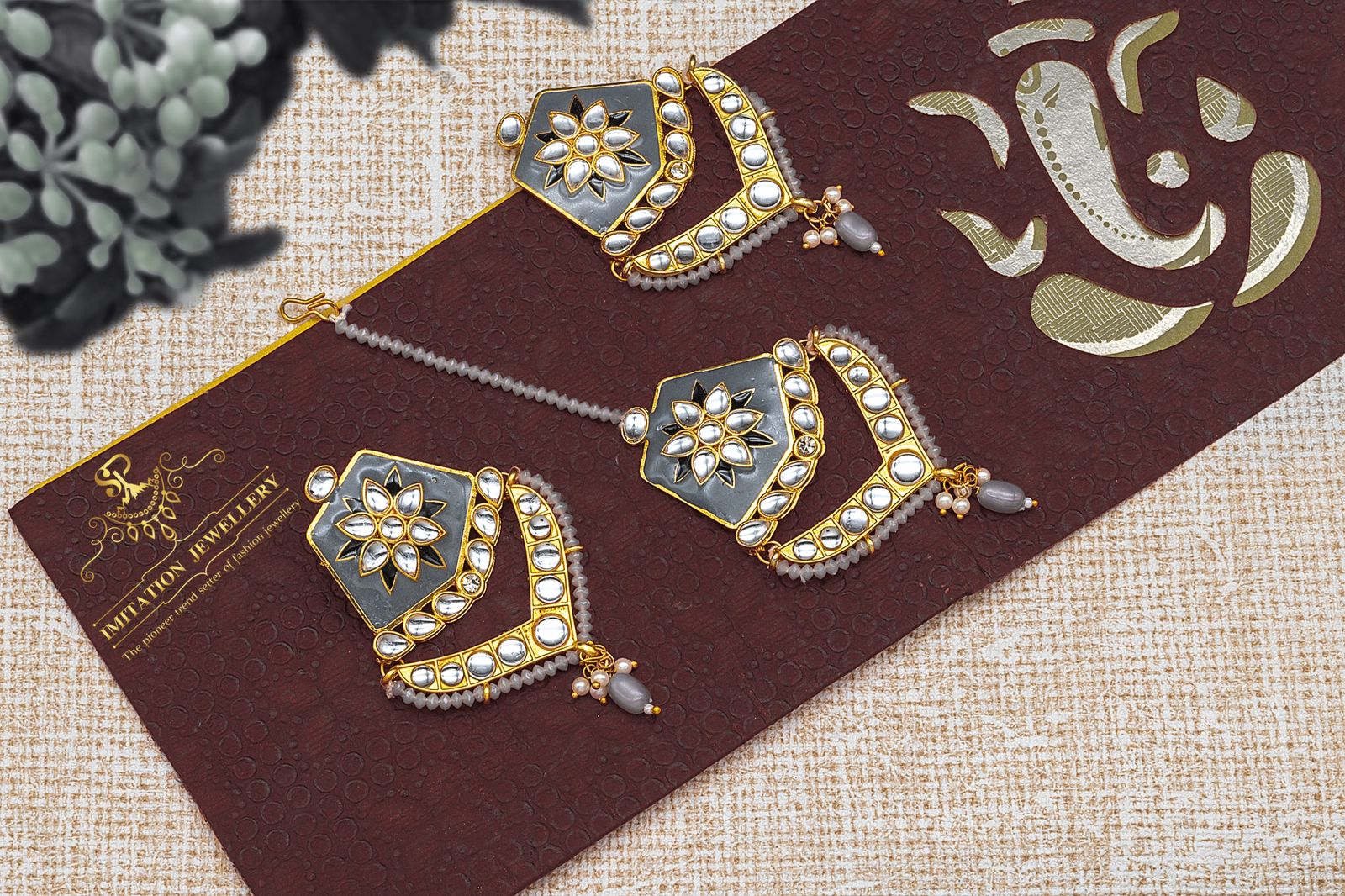 Earrring with maang tikka set