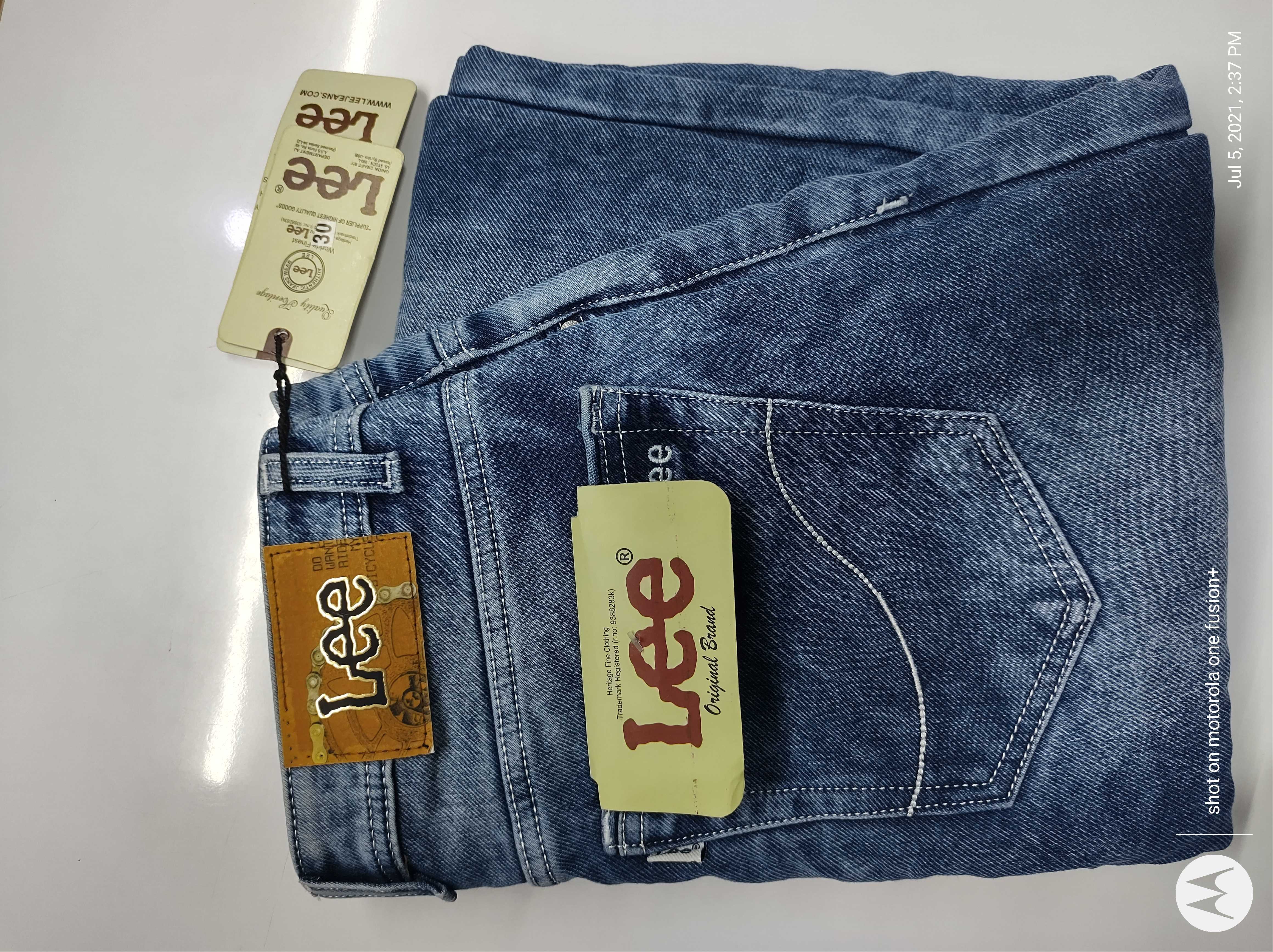 Lee30